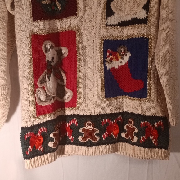 Casual Corner Limited Edition Cream and Red Crew Neck Sweater Hand Knitted Small - Picture 3 of 11